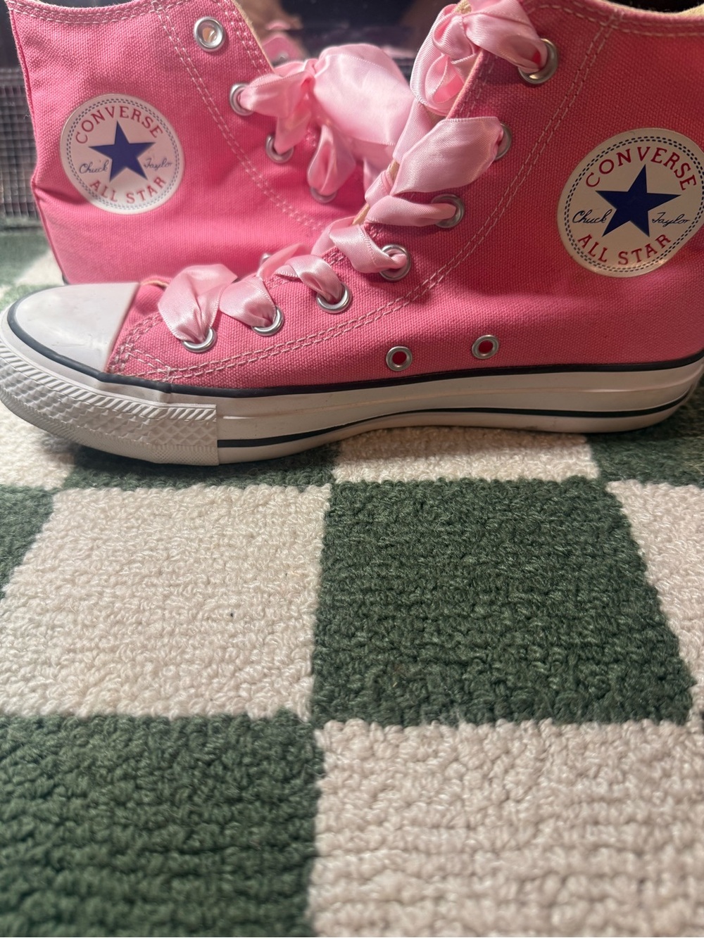 Converse Chuck Taylor All Star Pink High Tops Satin Ribbon Laces Women’s 7.5
